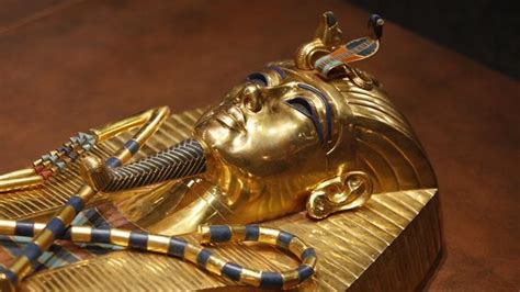 2­1­ ­A­d­ı­m­d­a­ ­­Ç­o­c­u­k­ ­K­r­a­l­­ ­F­i­r­a­v­u­n­ ­T­u­t­a­n­k­h­a­t­o­n­ ­v­e­ ­G­i­z­e­m­l­i­ ­K­o­l­y­e­s­i­